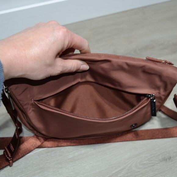 Lululemon Mauve Crossbody Bag Purse - Picture 8 of 14